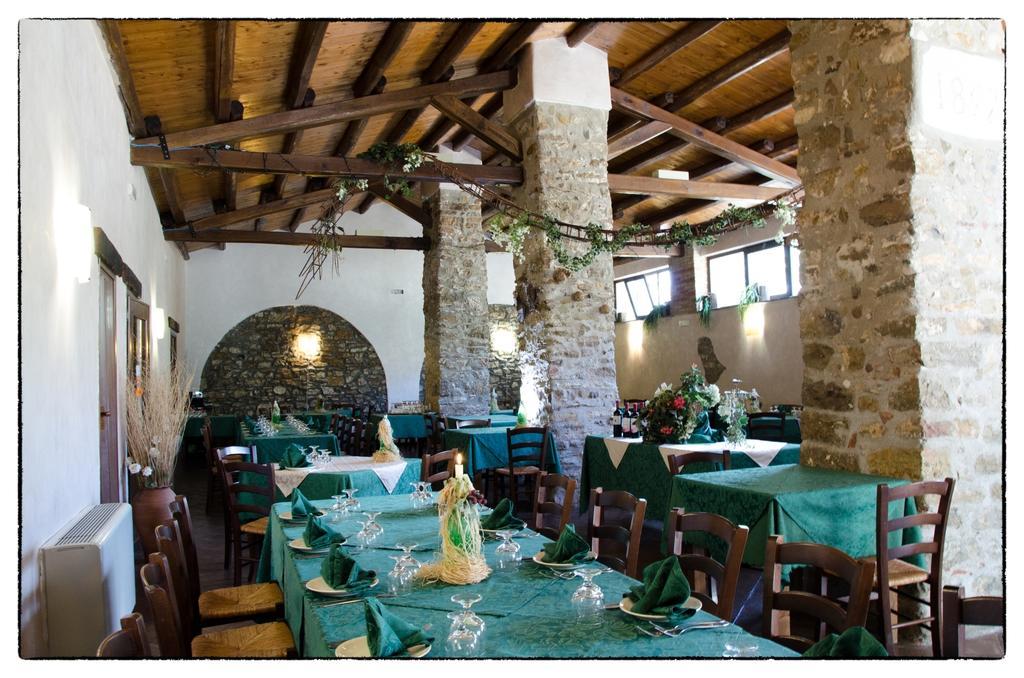 Agriturismo Sant'Agata Piana Degli Albanesi Εξωτερικό φωτογραφία