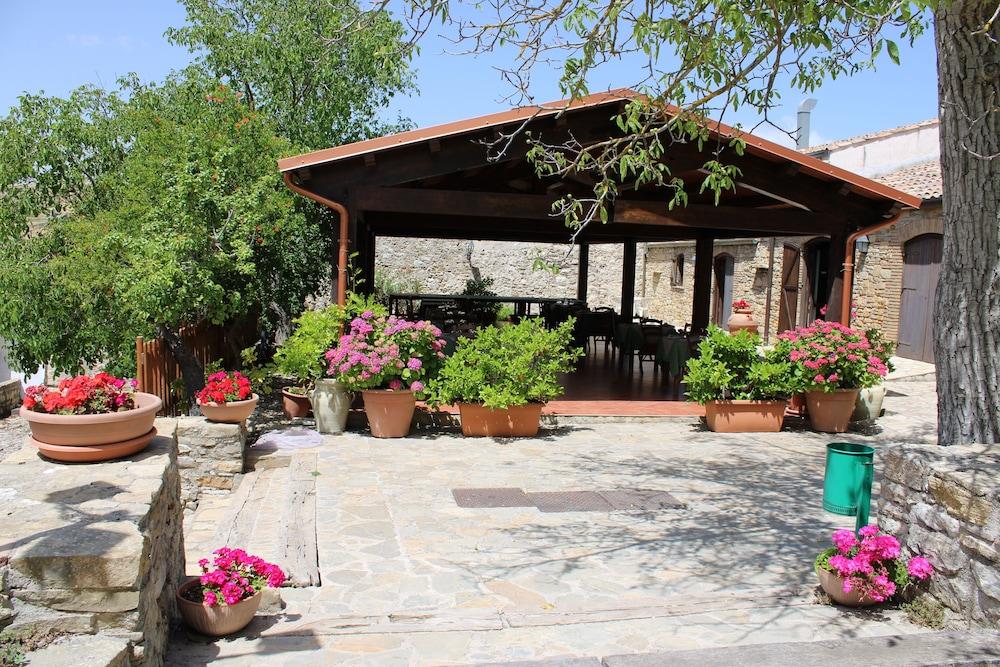 Agriturismo Sant'Agata Piana Degli Albanesi Εξωτερικό φωτογραφία