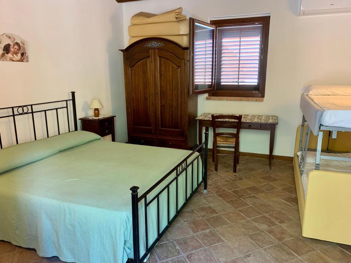 Agriturismo Sant'Agata Piana Degli Albanesi Εξωτερικό φωτογραφία