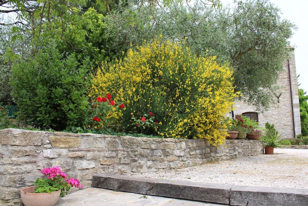 Agriturismo Sant'Agata Piana Degli Albanesi Εξωτερικό φωτογραφία