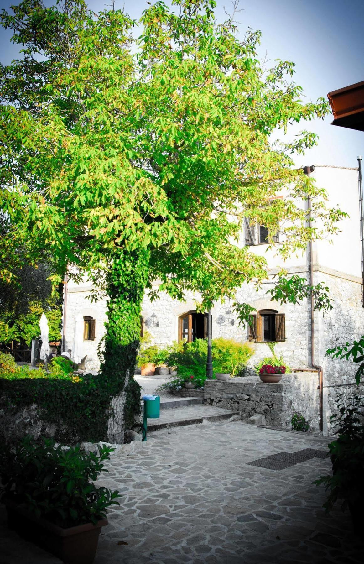 Agriturismo Sant'Agata Piana Degli Albanesi Εξωτερικό φωτογραφία