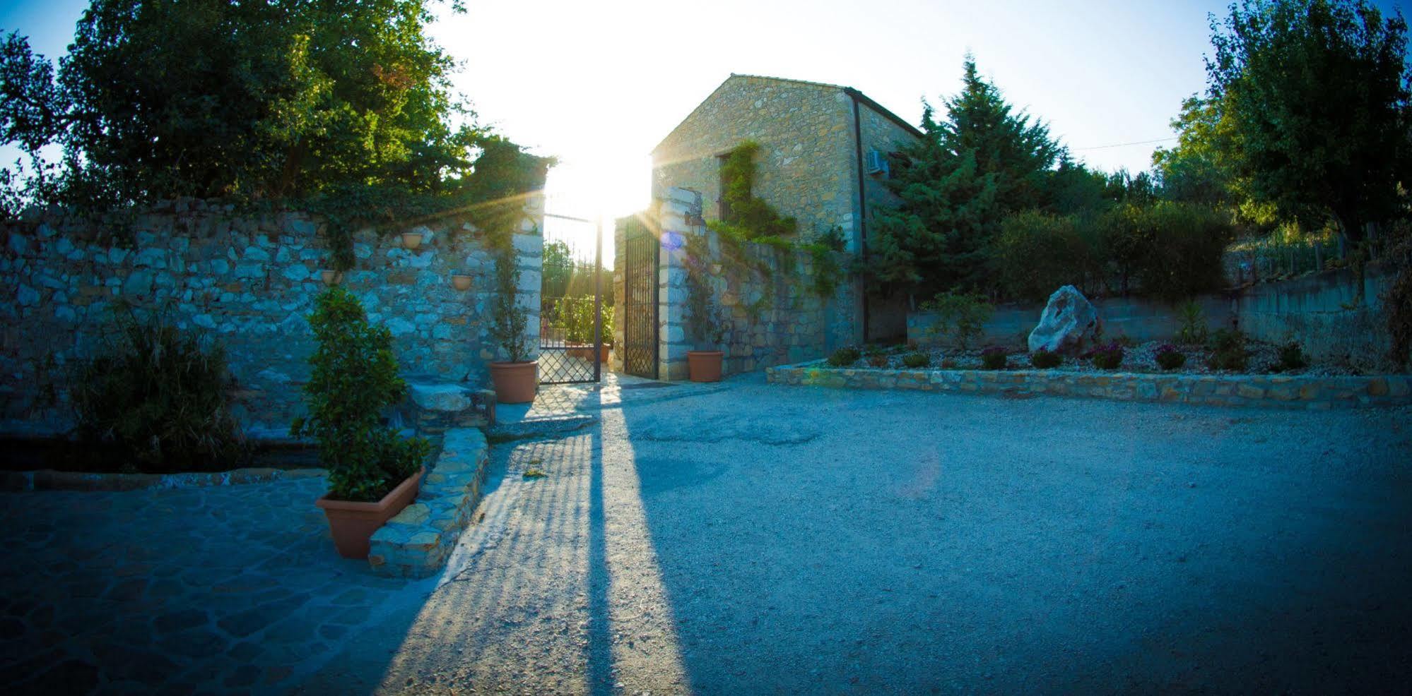Agriturismo Sant'Agata Piana Degli Albanesi Εξωτερικό φωτογραφία