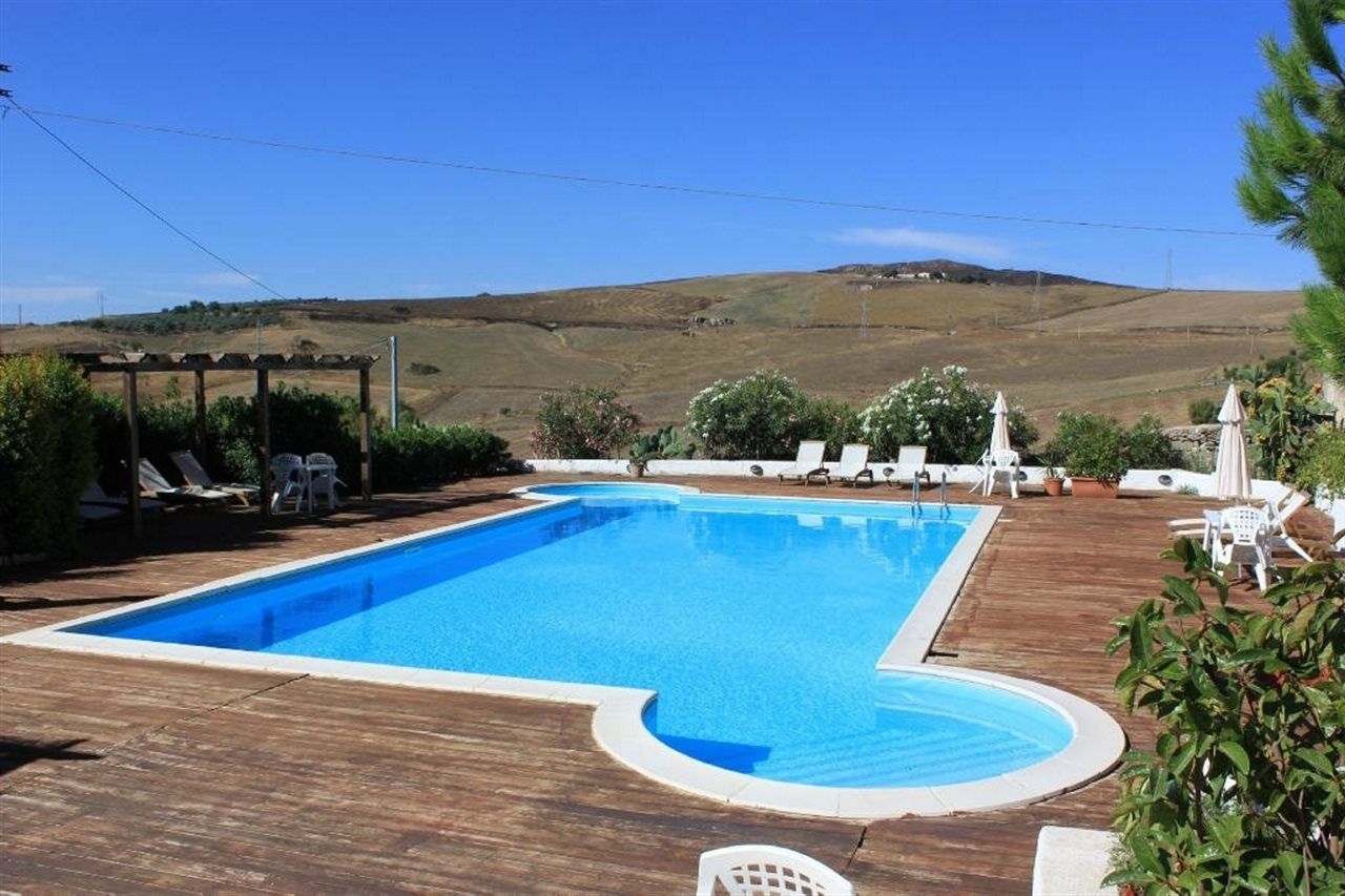 Agriturismo Sant'Agata Piana Degli Albanesi Εξωτερικό φωτογραφία