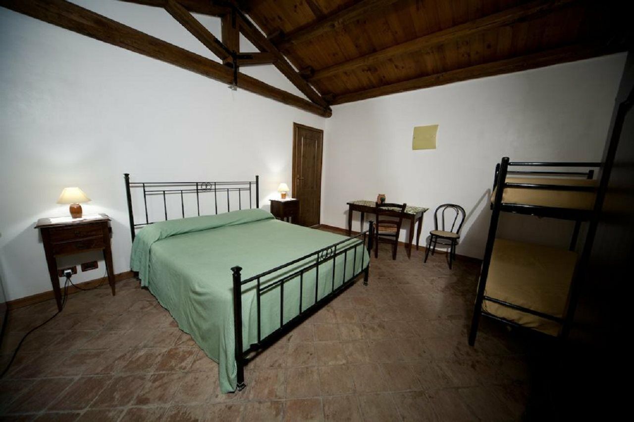 Agriturismo Sant'Agata Piana Degli Albanesi Εξωτερικό φωτογραφία
